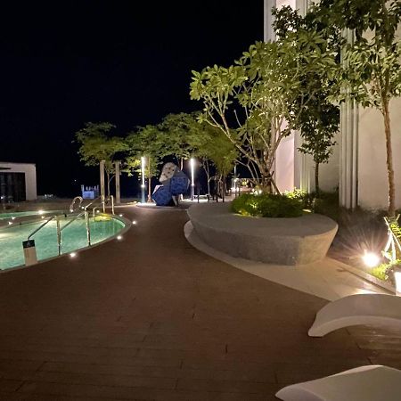 Sunset Seaview Studio Apartment At Kota Kinabalu City Centre מראה חיצוני תמונה